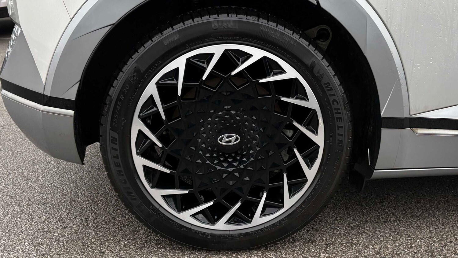 Used Hyundai IONIQ 5 for sale - 77861453: Photo 6