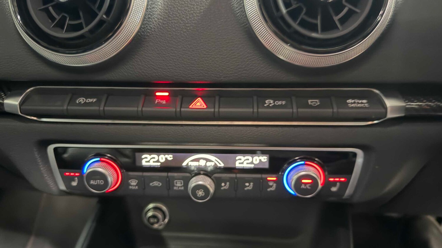 Used Audi RS3 2020 for sale - 77928776: Photo 18