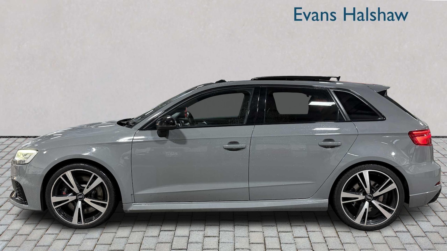 Used Audi RS3 2020 for sale - 77928776: Photo 5