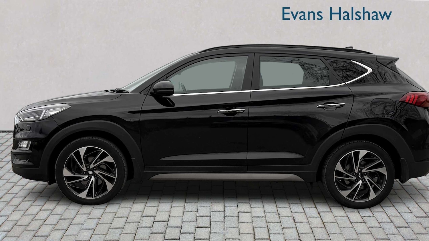 Used Hyundai TUCSON for sale - 77858891: Photo 3