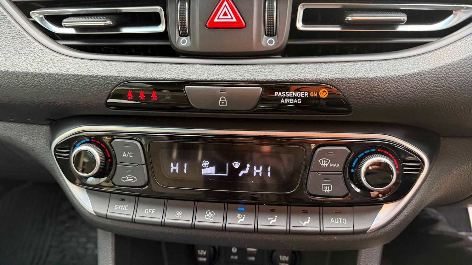 Used Hyundai i30 2022 for sale - 77856834: Photo 13