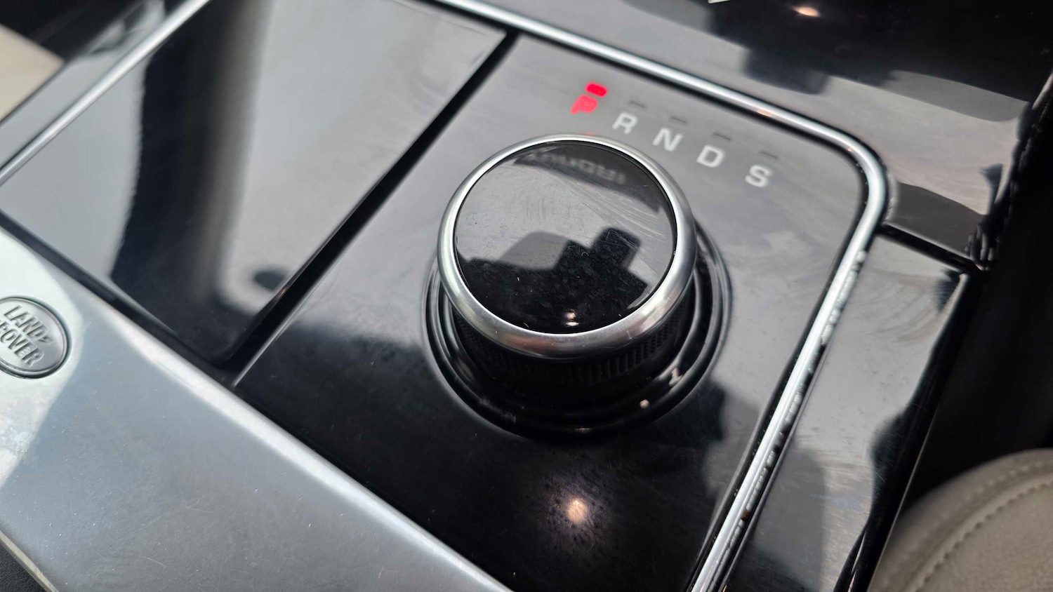 Used Land Rover Range Rover Velar 2017 for sale - 77858622: Photo 17