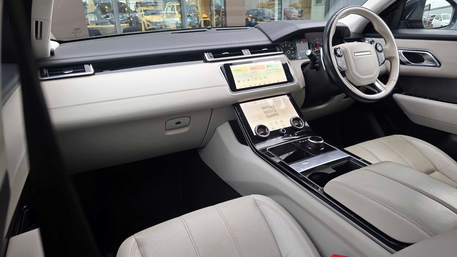 Used Land Rover Range Rover Velar 2017 for sale - 77858622: Photo 21