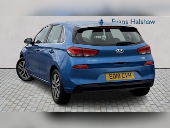 Used Hyundai i30 2018 for sale - 77861709: Photo