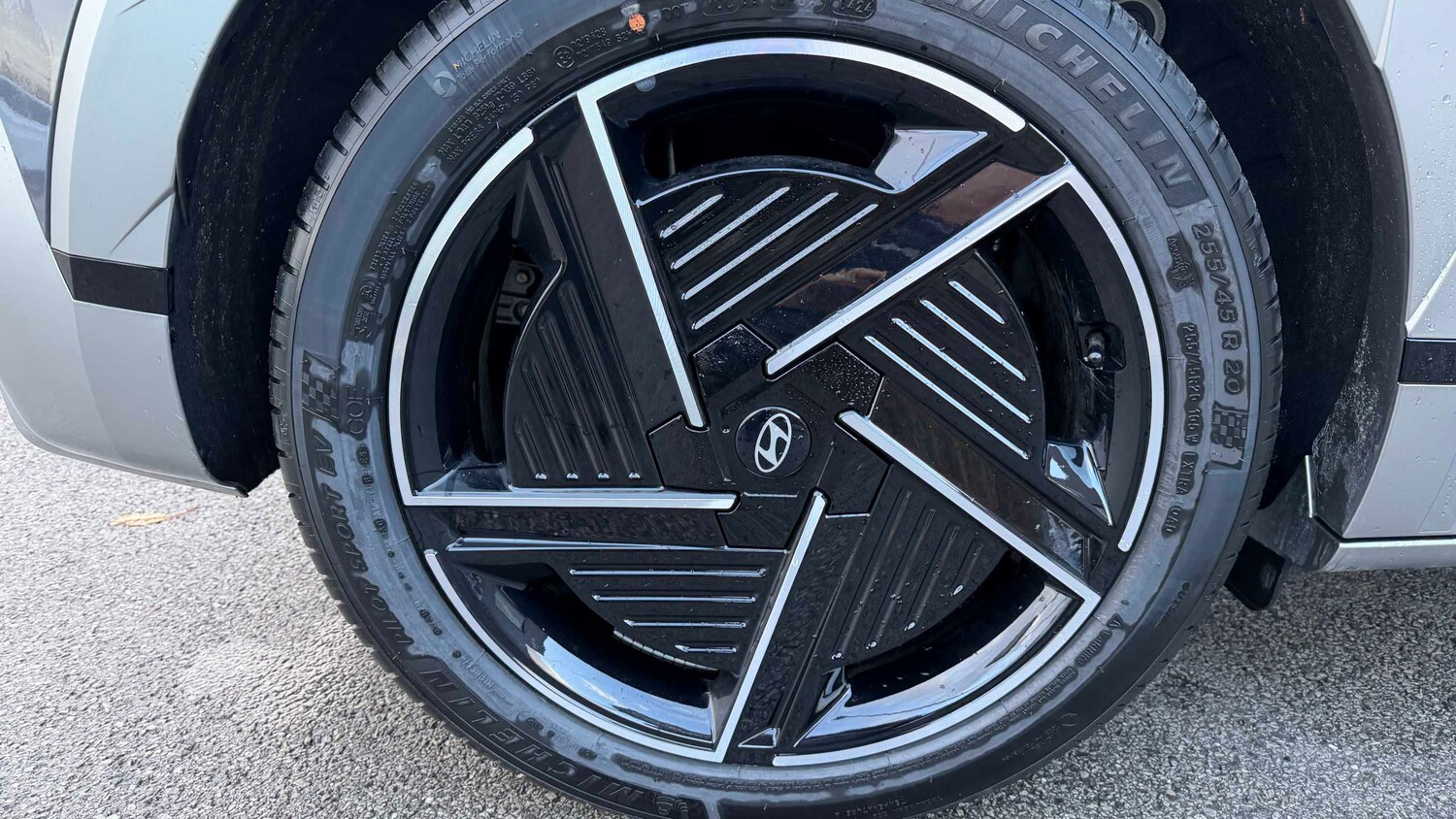 Used Hyundai IONIQ 5 2025 for sale - 77860431: Photo 6