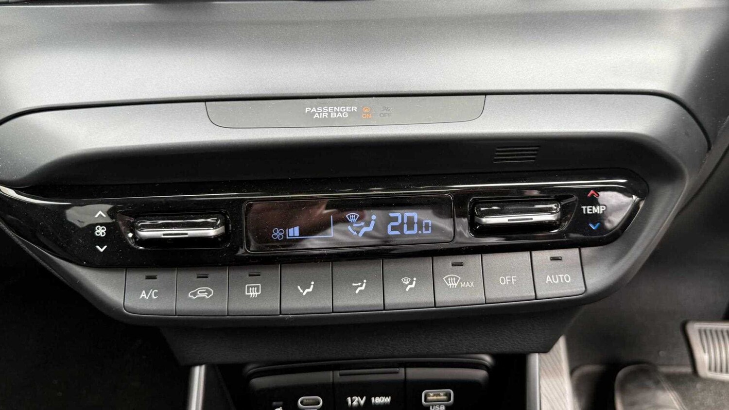 Used Hyundai i20 2025 for sale - 77859702: Photo 33