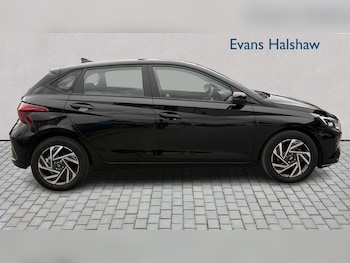Used Hyundai i20 2025 for sale - 79568123: Photo
