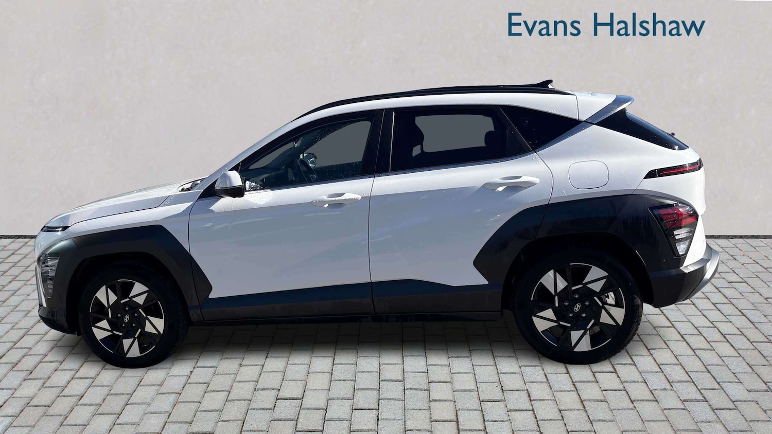 Used Hyundai KONA 2024 for sale - 77943466: Photo 3