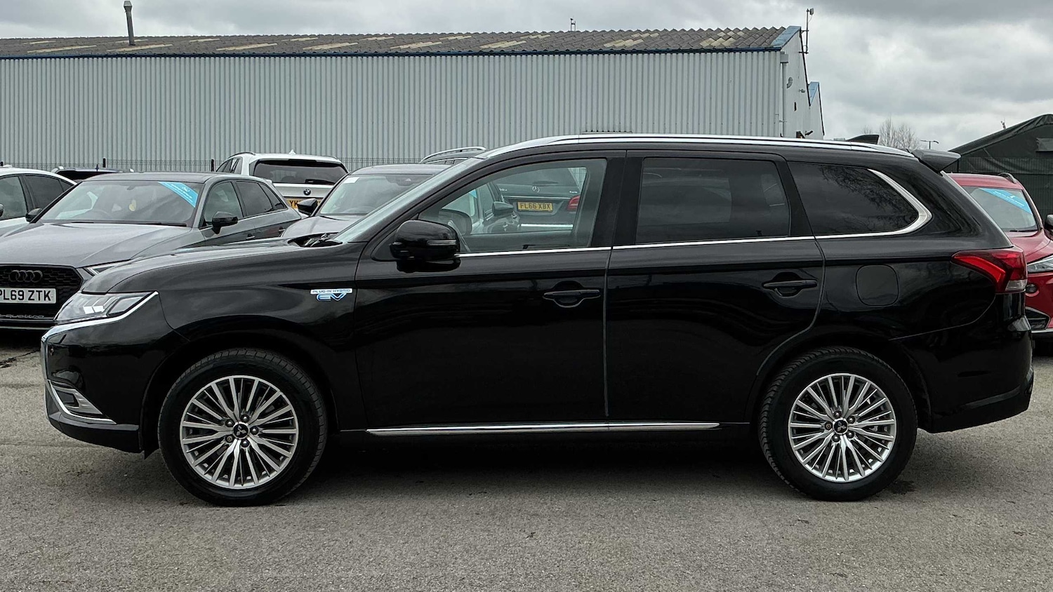 Used Mitsubishi Outlander for sale - 77856730: Photo 4