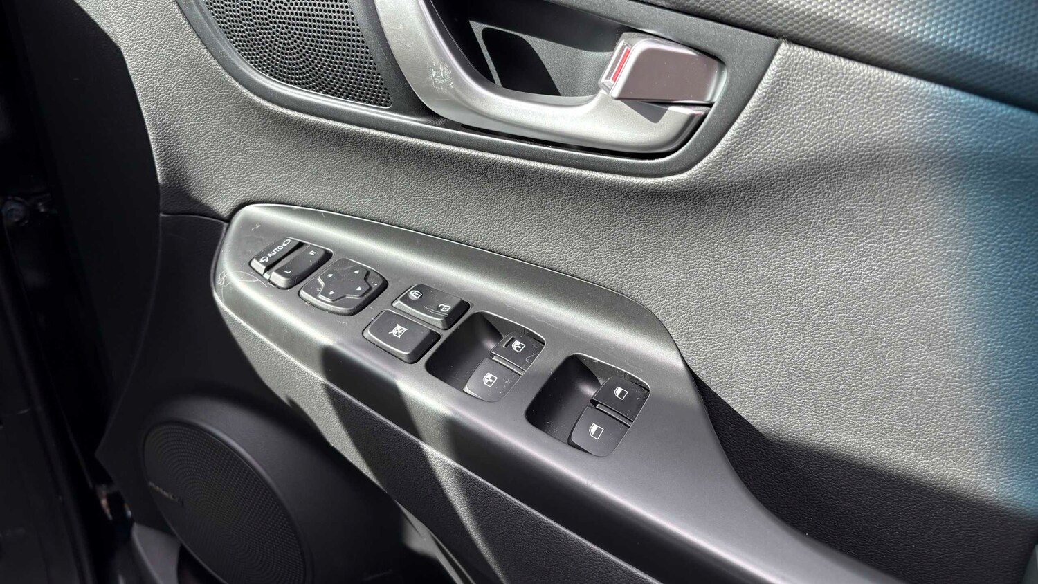 Used Hyundai KONA 2022 for sale - 77858312: Photo 9