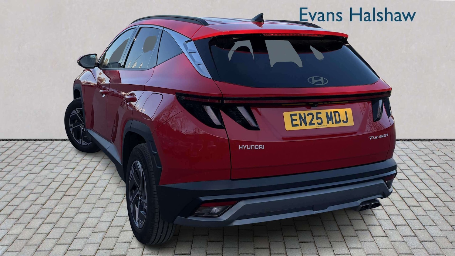 Used Hyundai TUCSON for sale - 77960737: Photo 2