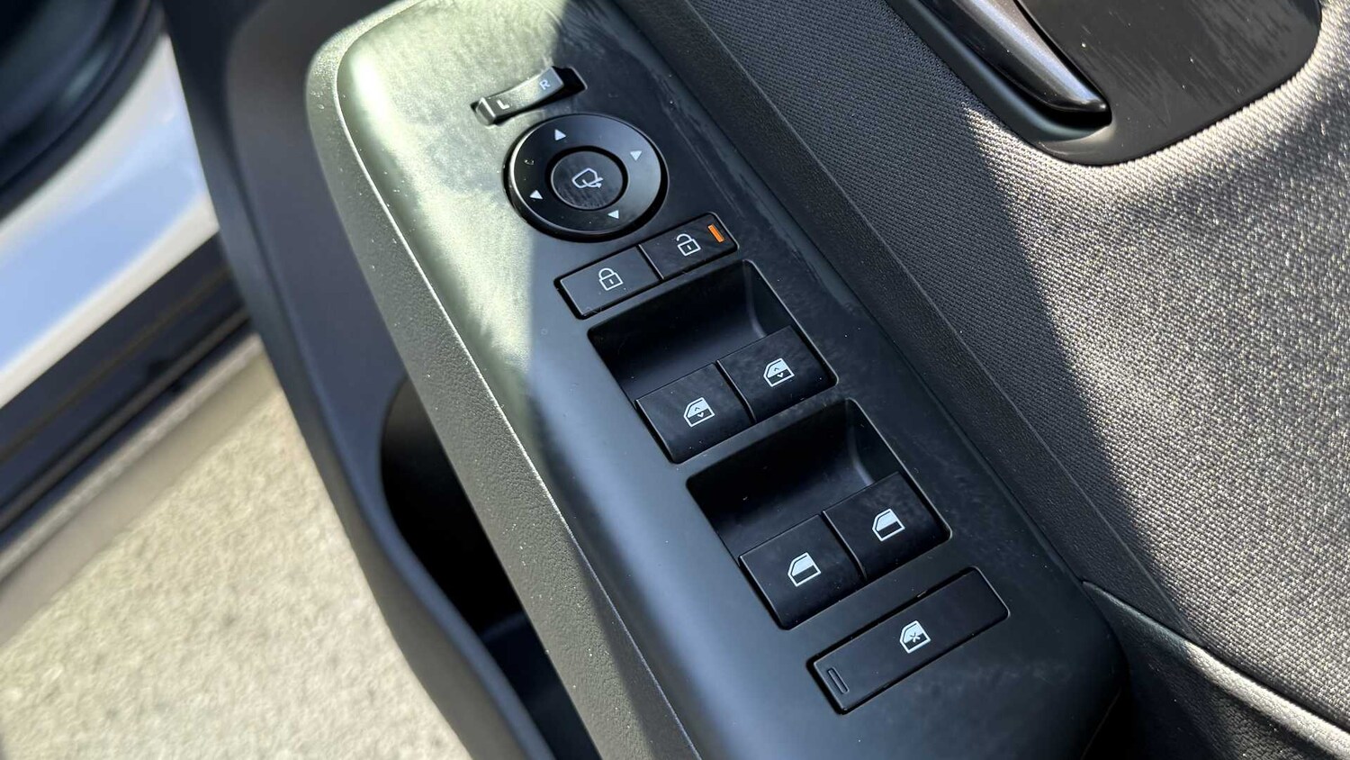 Used Hyundai KONA for sale - 77859216: Photo 31