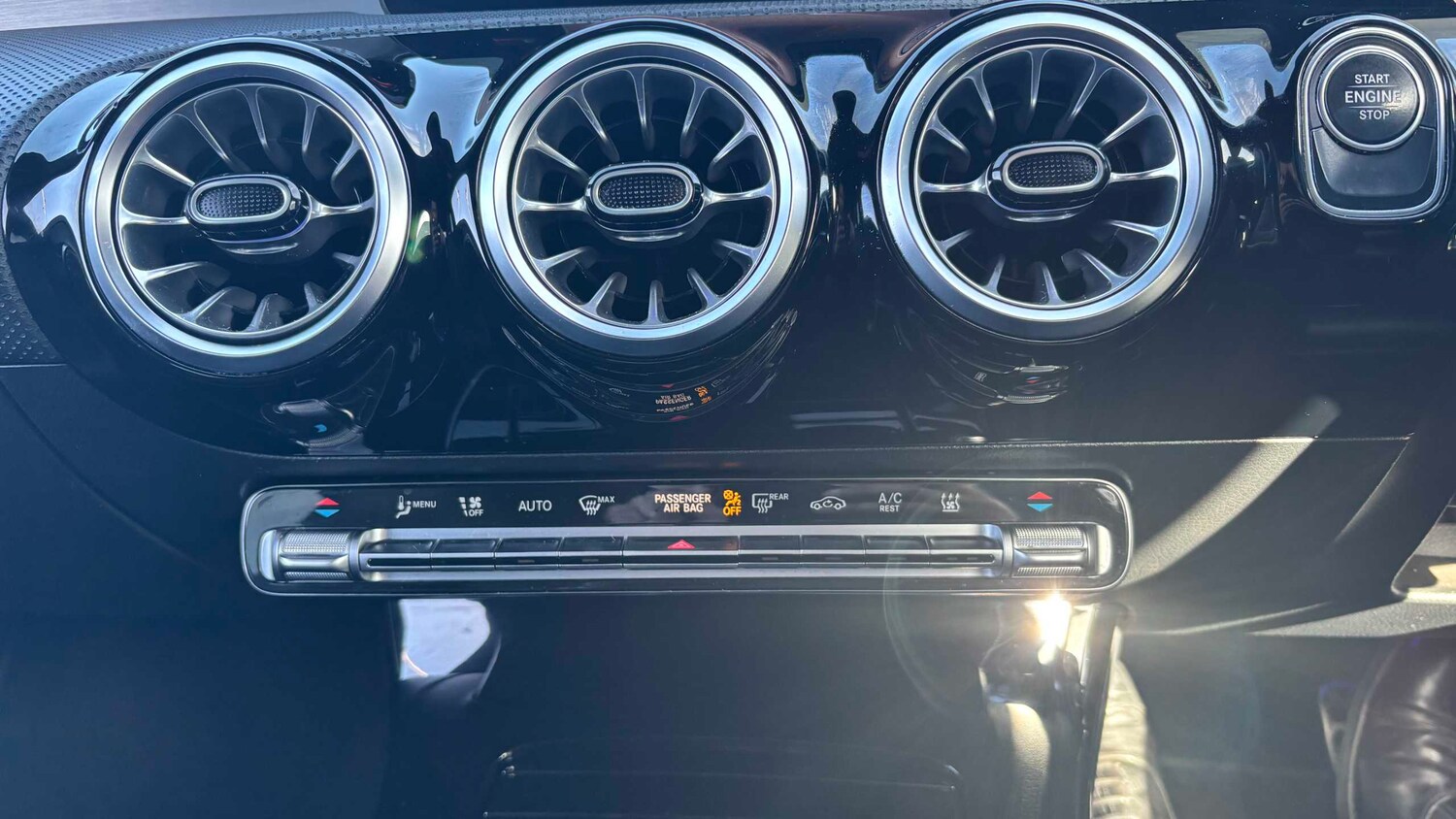 Used Mercedes-Benz CLA for sale - 77862362: Photo 21