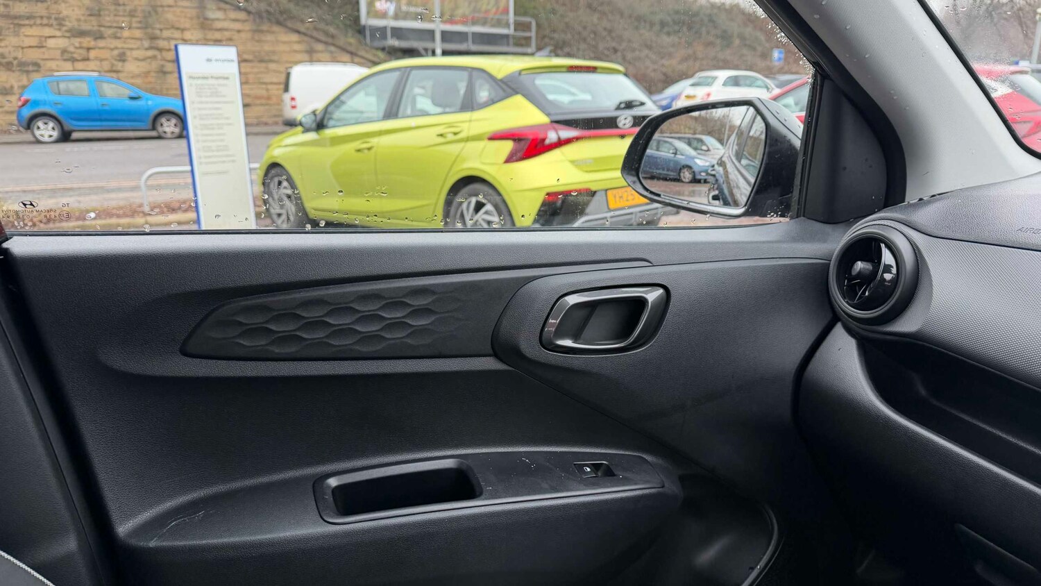 Used Hyundai i10 for sale - 77862211: Photo 21