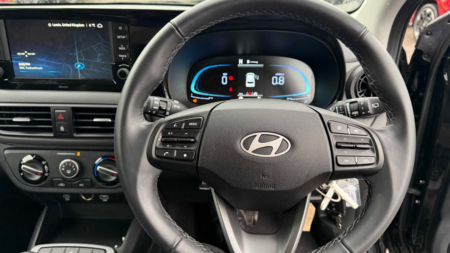 Used Hyundai i10 for sale - 77862211: Photo 8