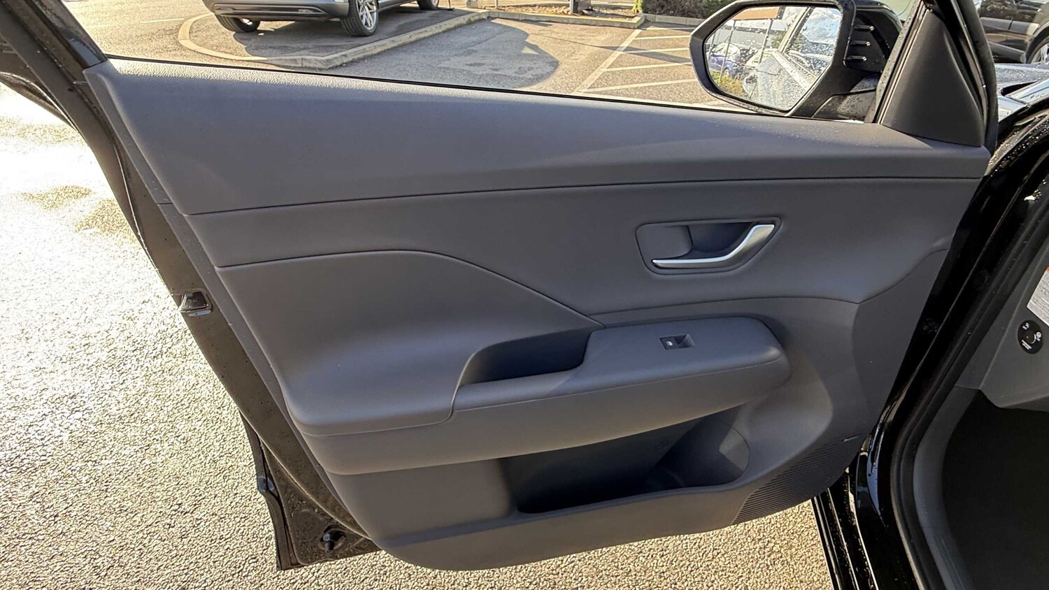 Used Hyundai KONA 2025 for sale - 77859304: Photo 18