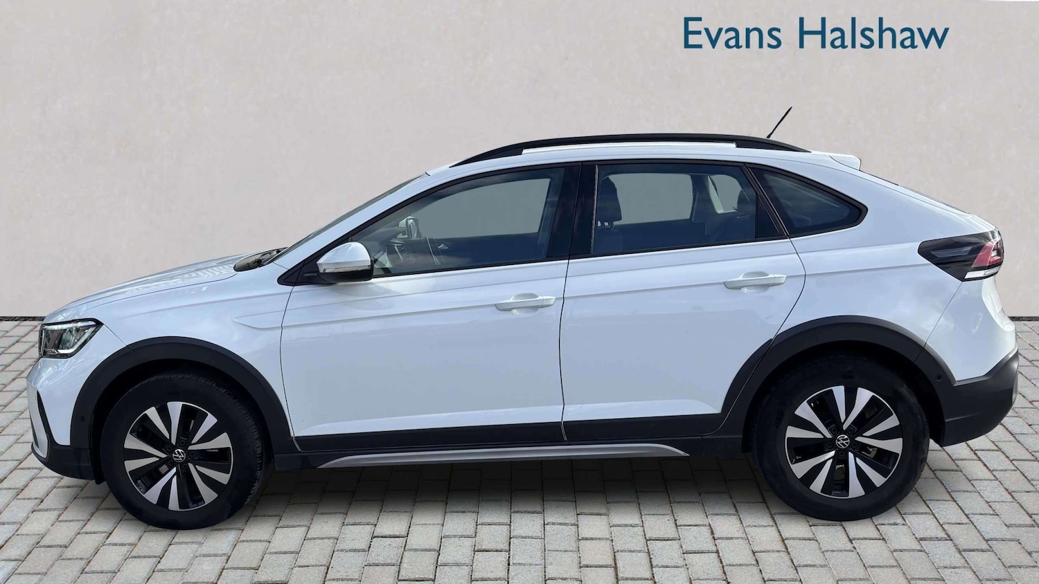 Used Volkswagen Taigo for sale - 77858373: Photo 4