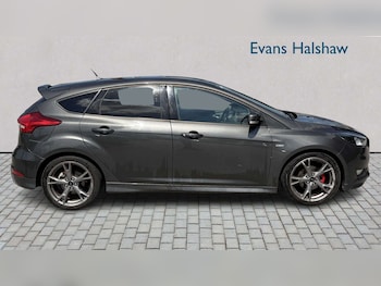Used Ford Focus 2017 for sale - 79001979: Photo