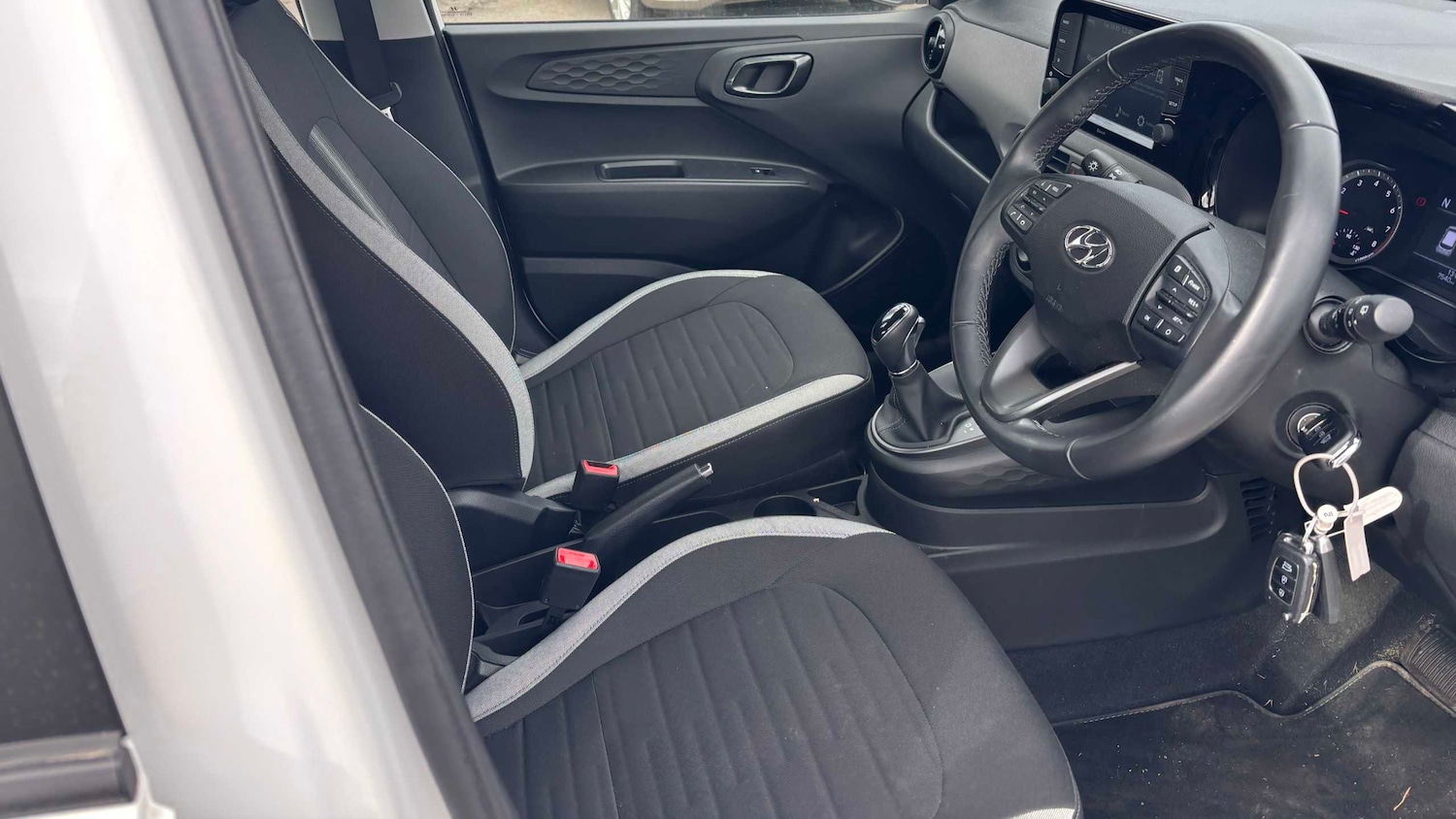 Used Hyundai i10 for sale - 77861161: Photo 13