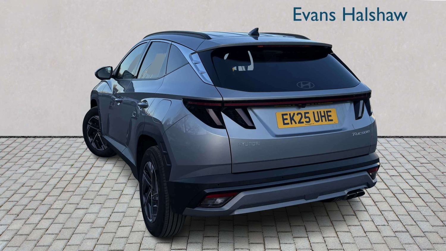 Used Hyundai TUCSON for sale - 77960855: Photo 2