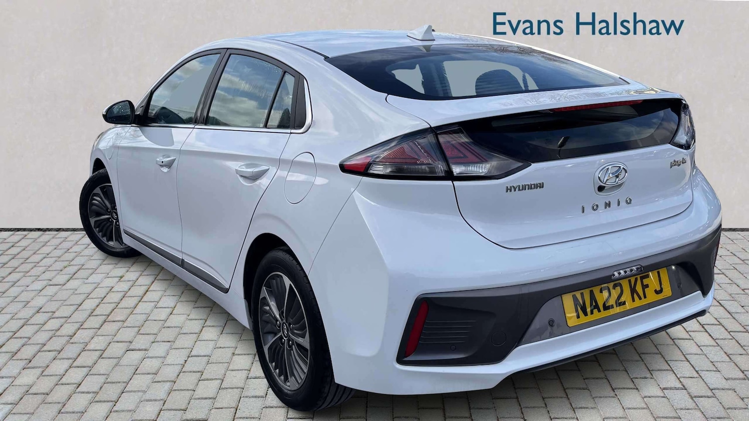 Used Hyundai IONIQ 2022 for sale - 77859320: Photo 2