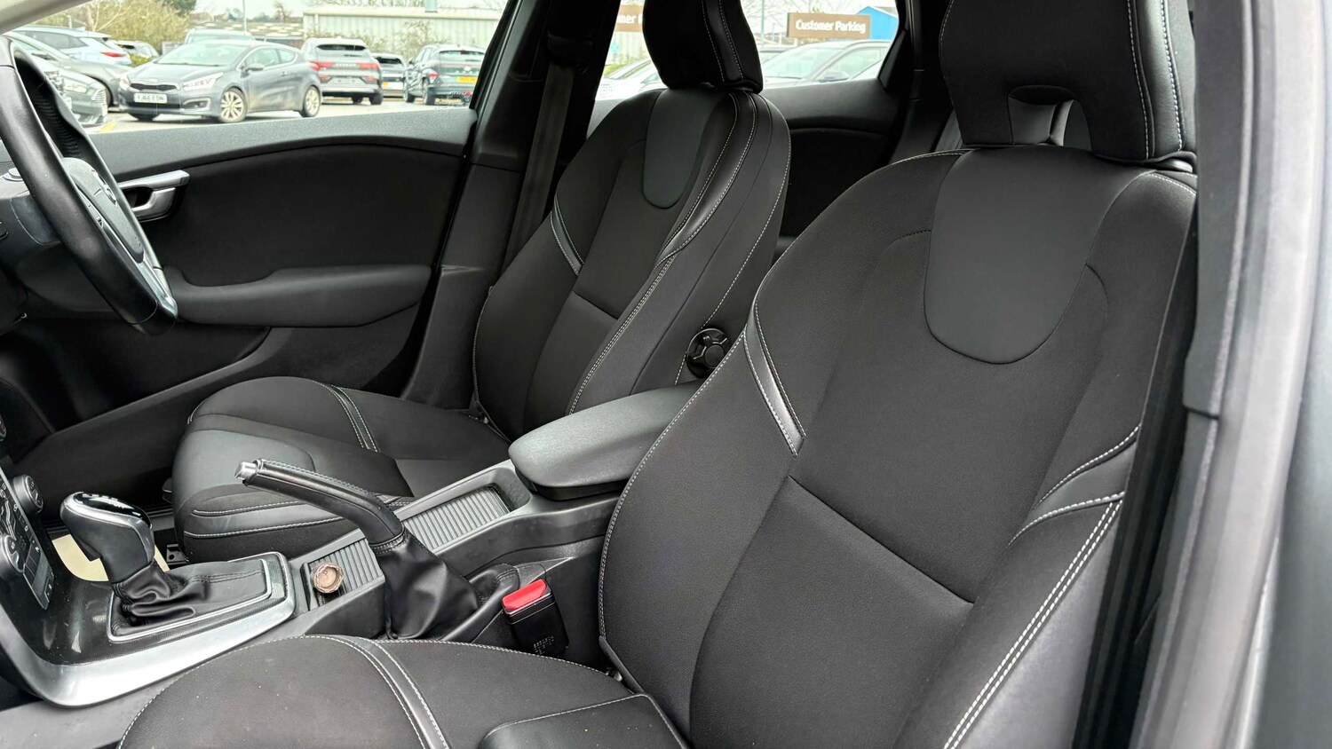 Used Volvo V40 for sale - 77858191: Photo 14