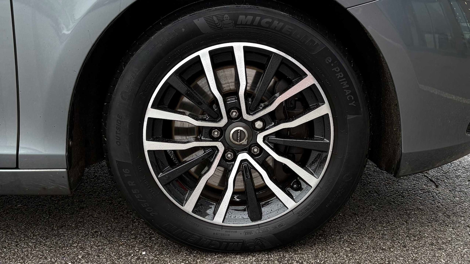 Used Volvo V40 for sale - 77858191: Photo 6