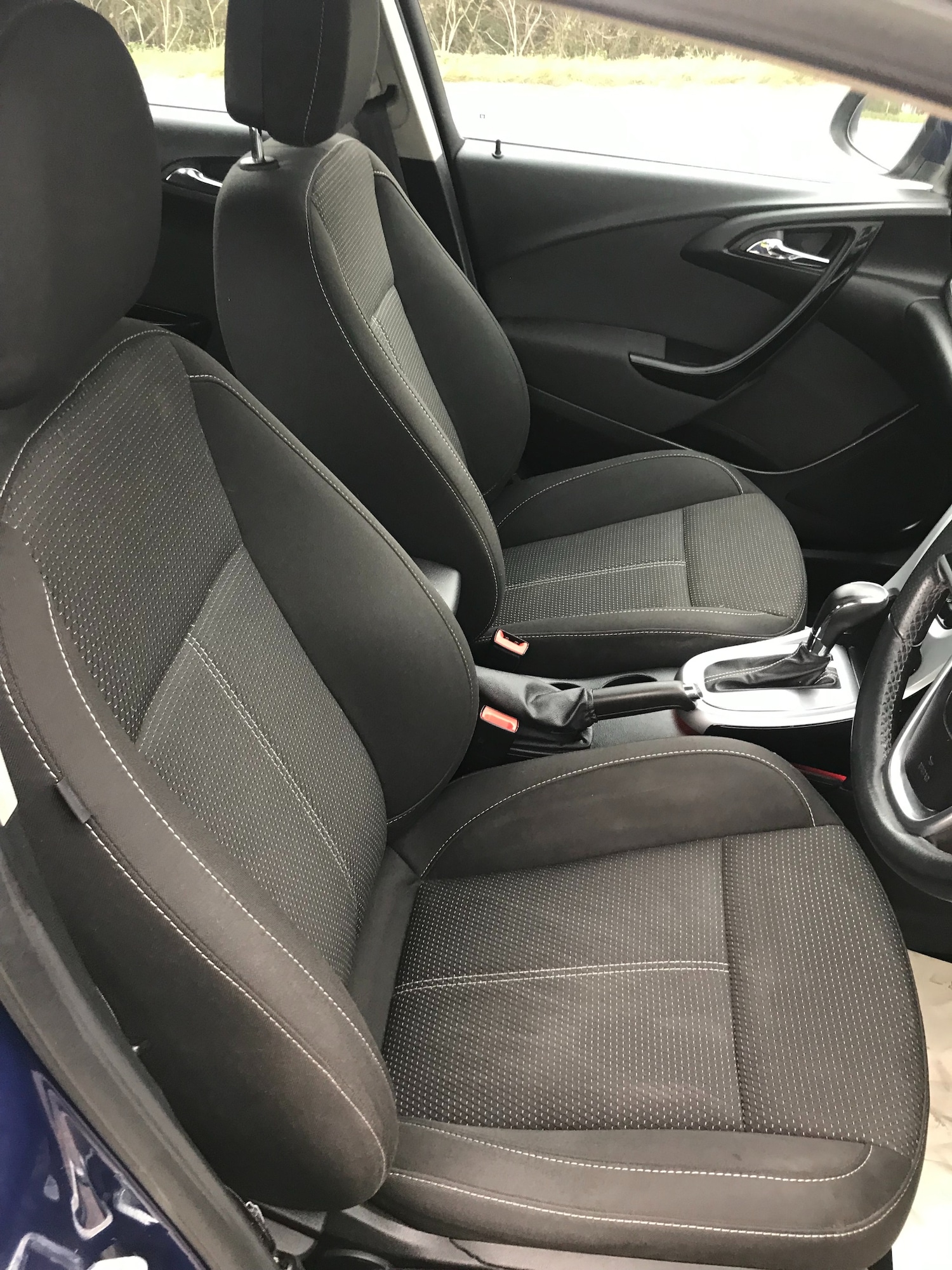Used Vauxhall Astra 2014 for sale - 76209014: Photo 2