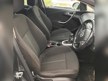 Used Vauxhall Astra 2010 for sale - 75849417: Photo