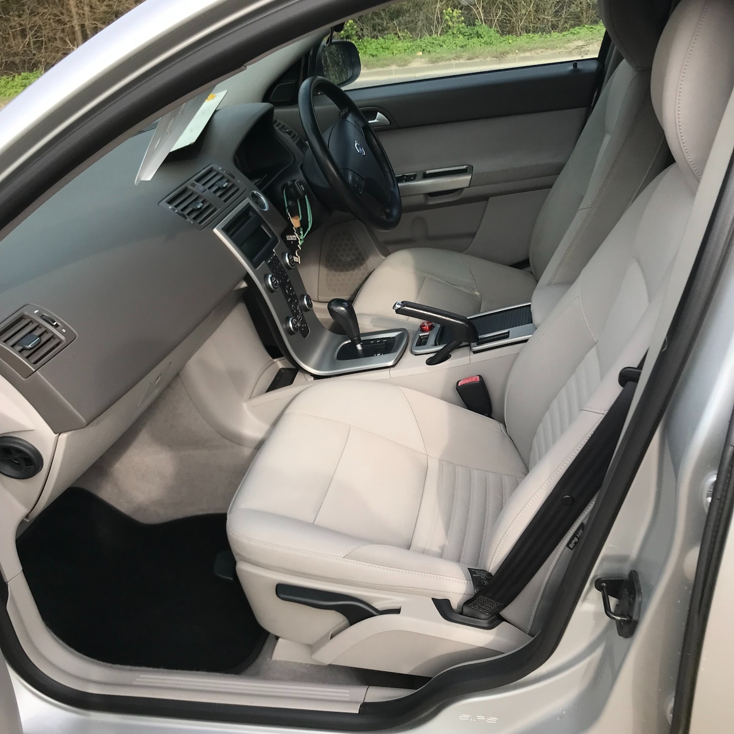 Used Volvo V50 2009 for sale - 78014373: Photo 4