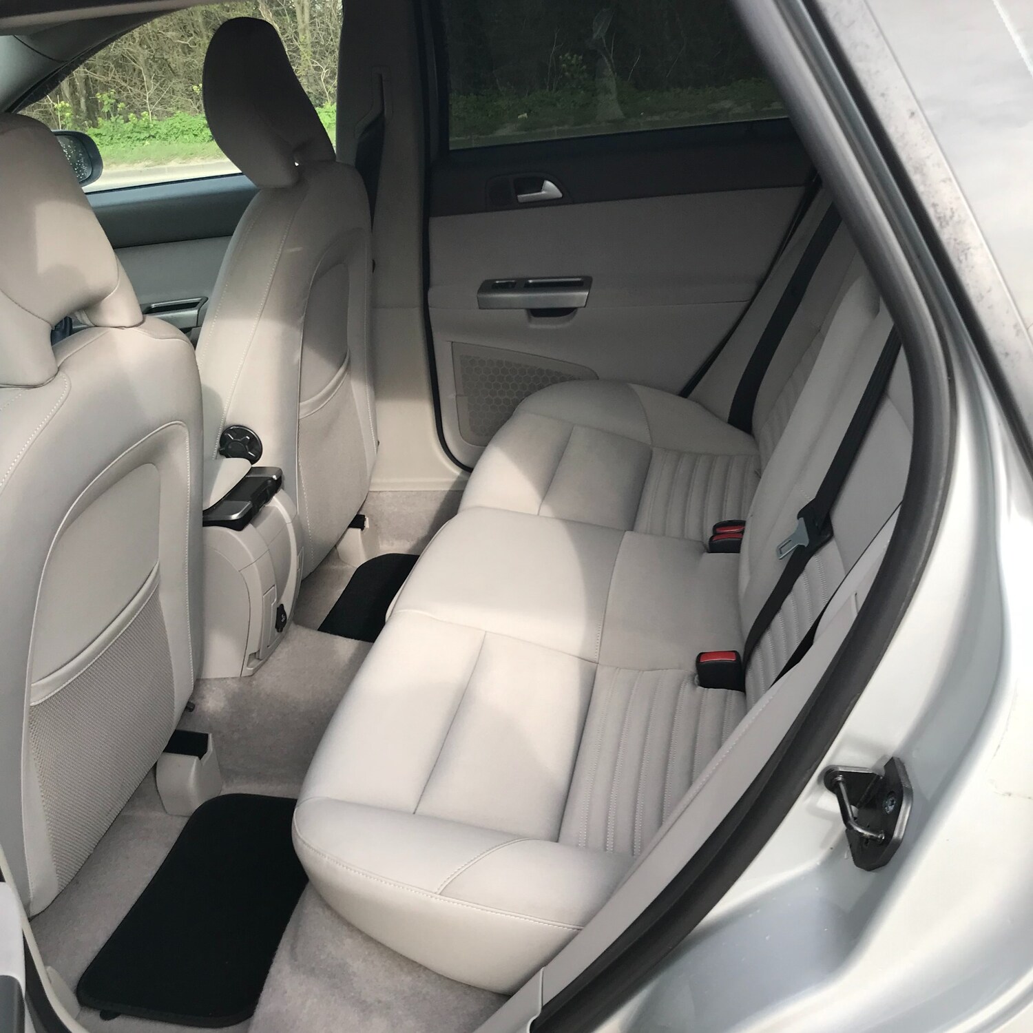 Used Volvo V50 2009 for sale - 78014373: Photo 8