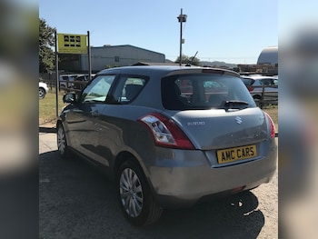 Used Suzuki Swift 2013 for sale - 79537127: Photo