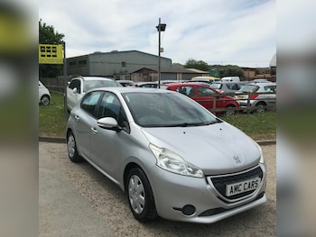 Used Peugeot 208 2013 for sale - 78499857: Photo