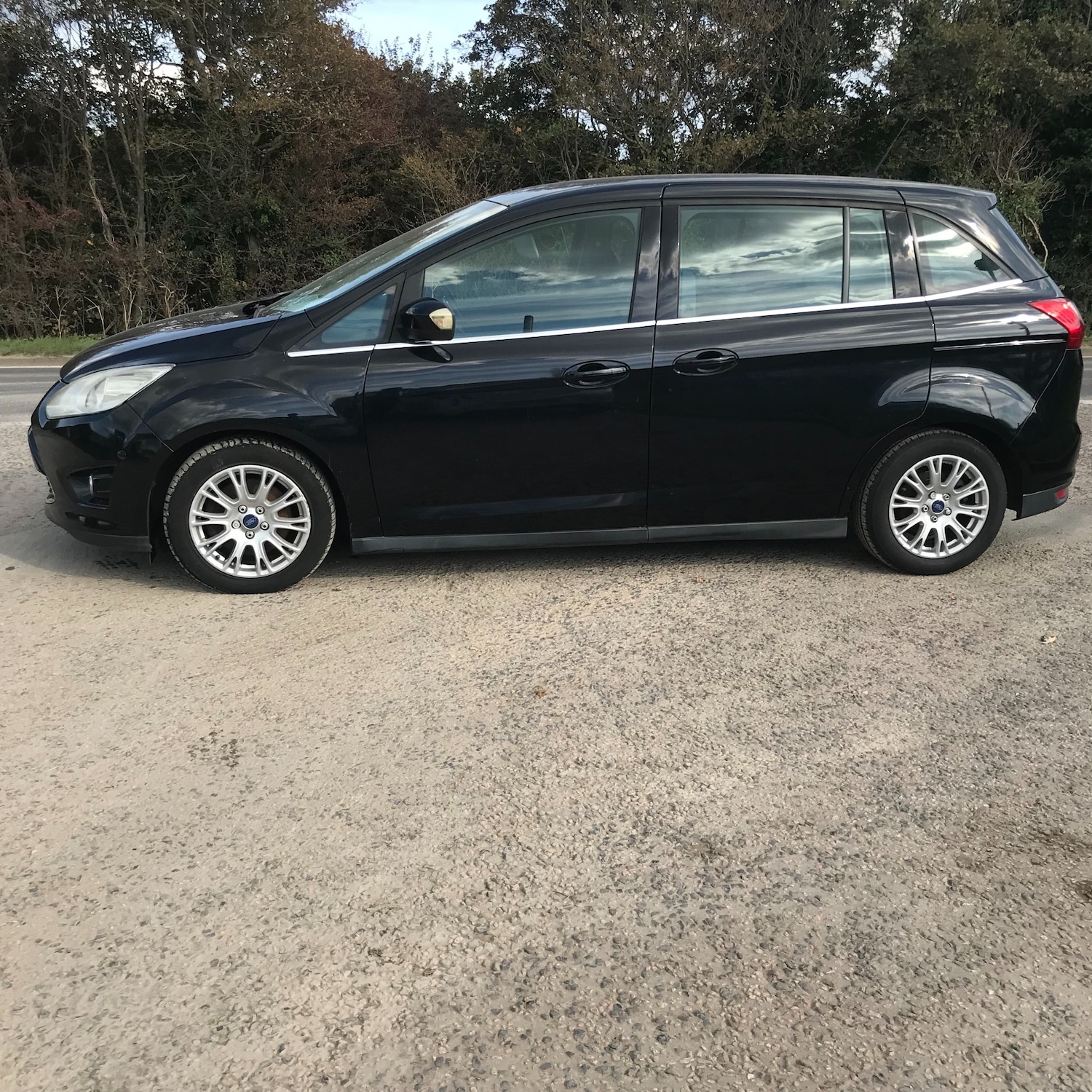 Used Ford Grand C-Max 2011 for sale - 76102739: Photo 13