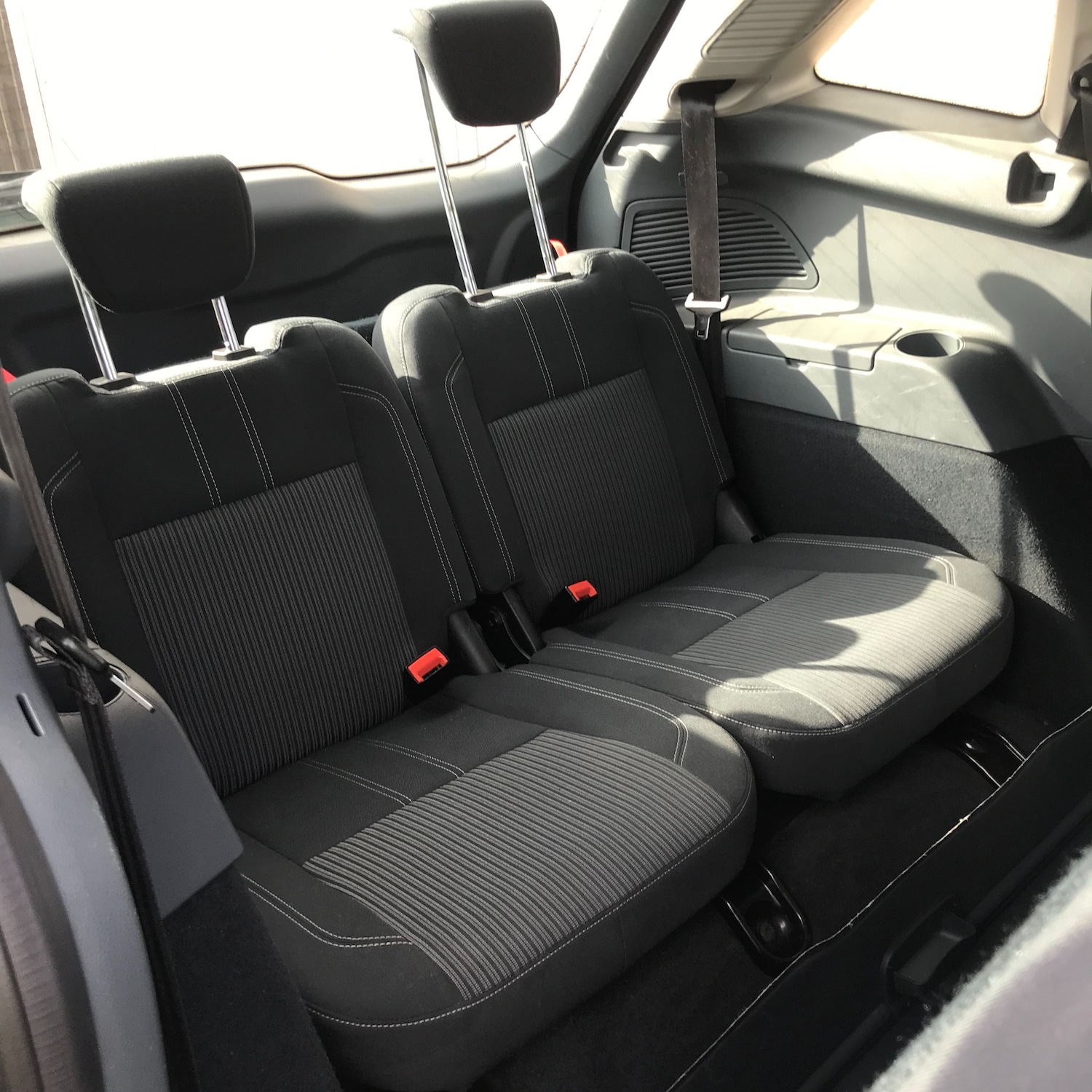 Used Ford Grand C-Max 2011 for sale - 76102739: Photo 6