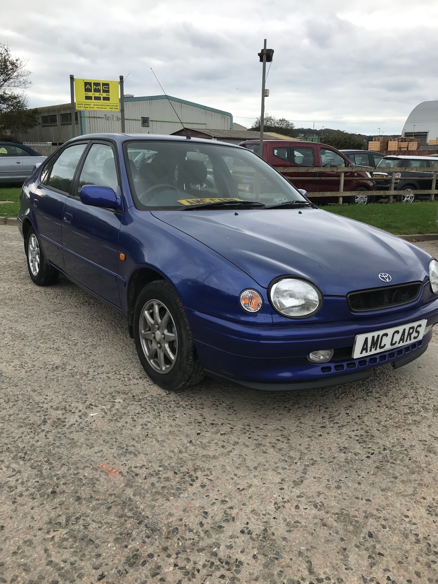 Used Toyota Corolla 1998 for sale - 76319191: Photo 3