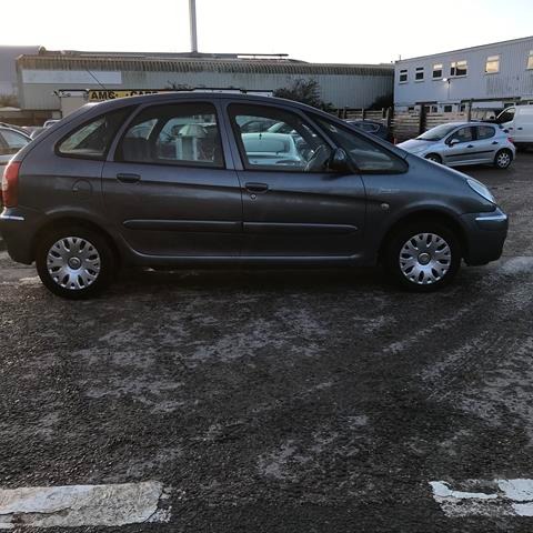 Used Citroen Xsara Picasso 2010 for sale - 77271067: Photo 8