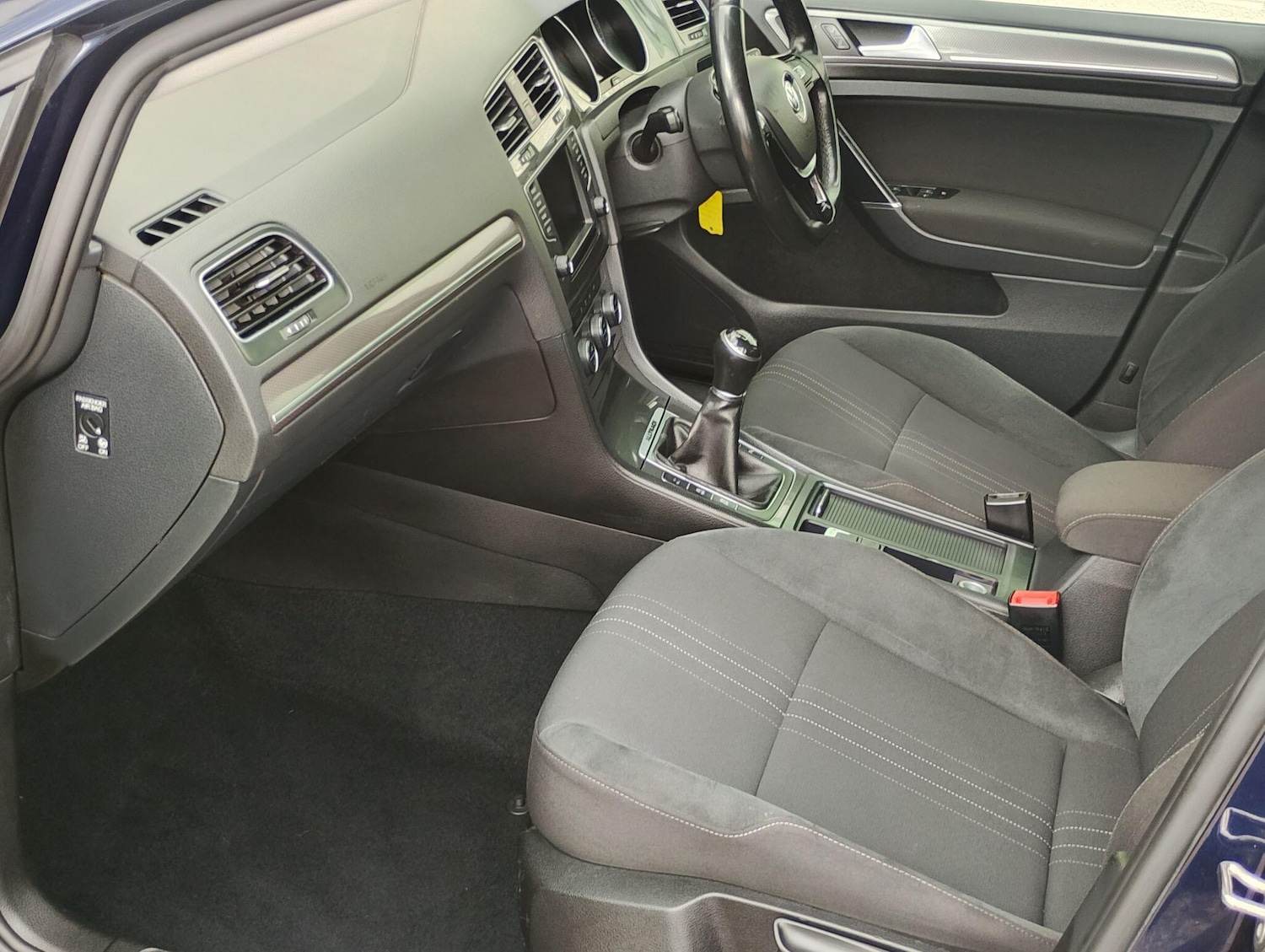 Used Volkswagen Golf 2016 for sale - 76886184: Photo 11