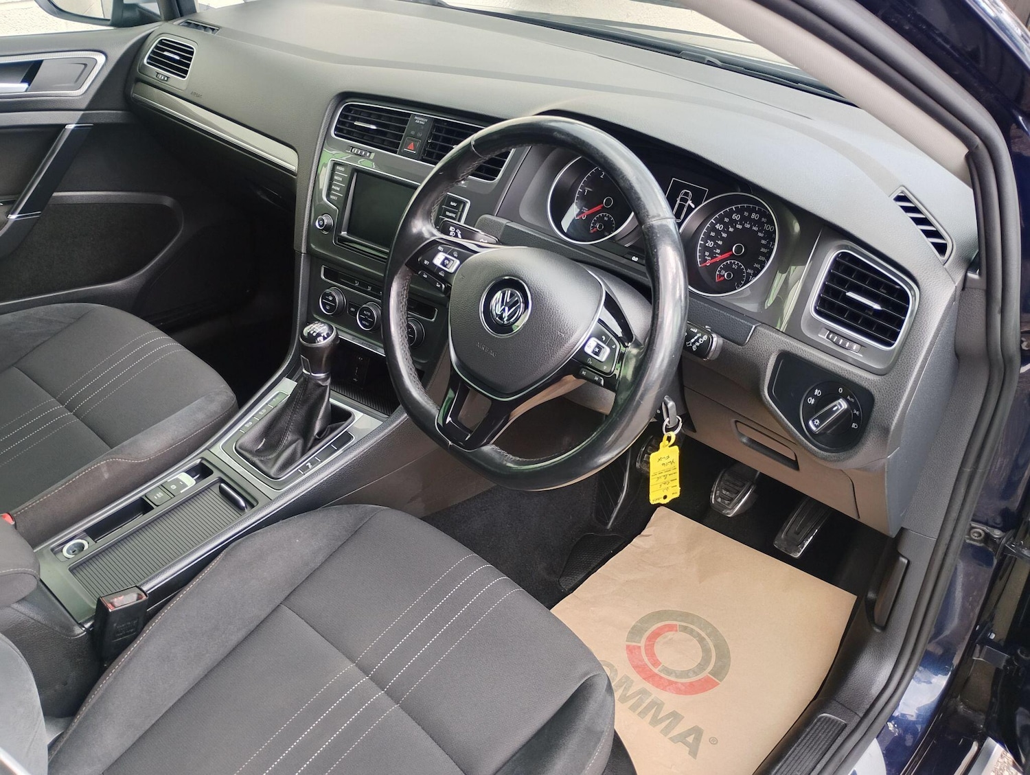 Used Volkswagen Golf 2016 for sale - 76886184: Photo 8