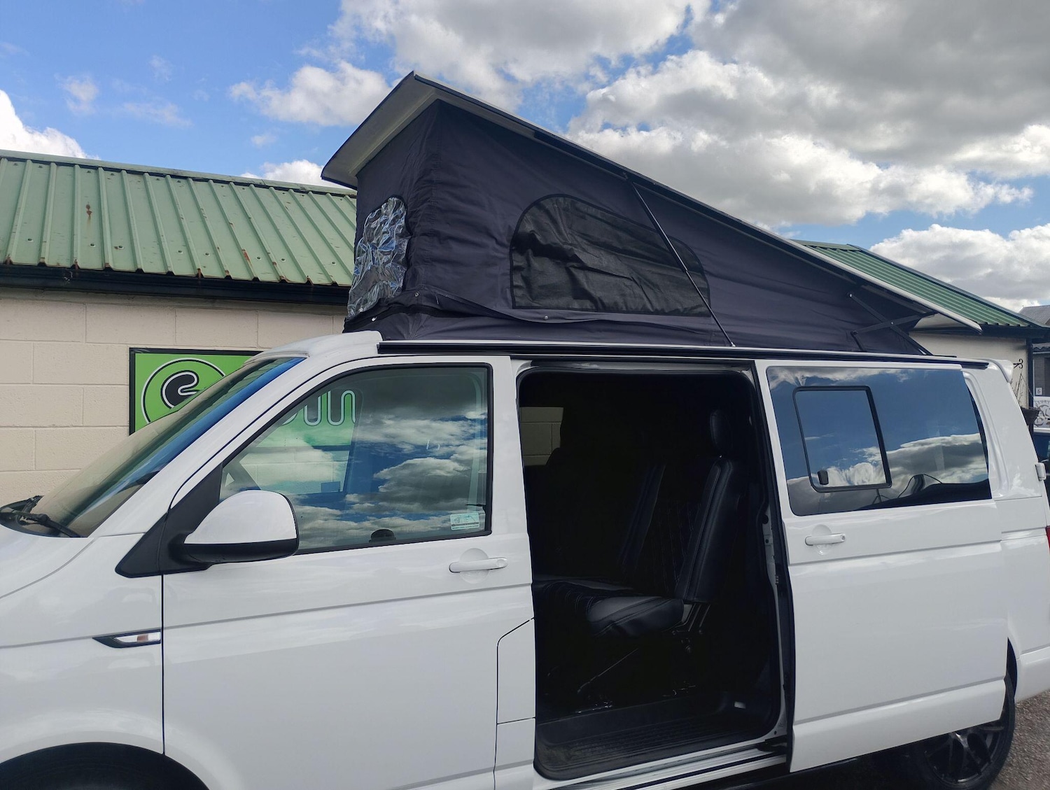 Used Volkswagen Transporter 2016 for sale - 76990028: Photo 5