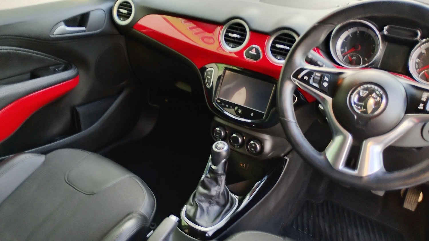 Used Vauxhall ADAM 2015 for sale - 77268033: Photo 8