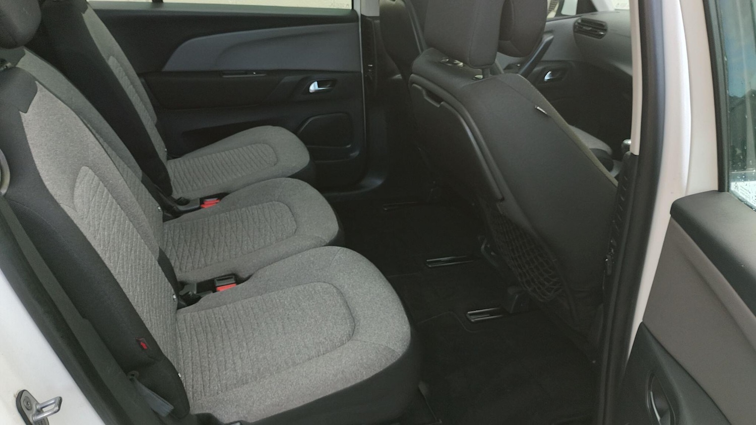 Used Citroen C4 Grand Picasso 2015 for sale - 76360738: Photo 9
