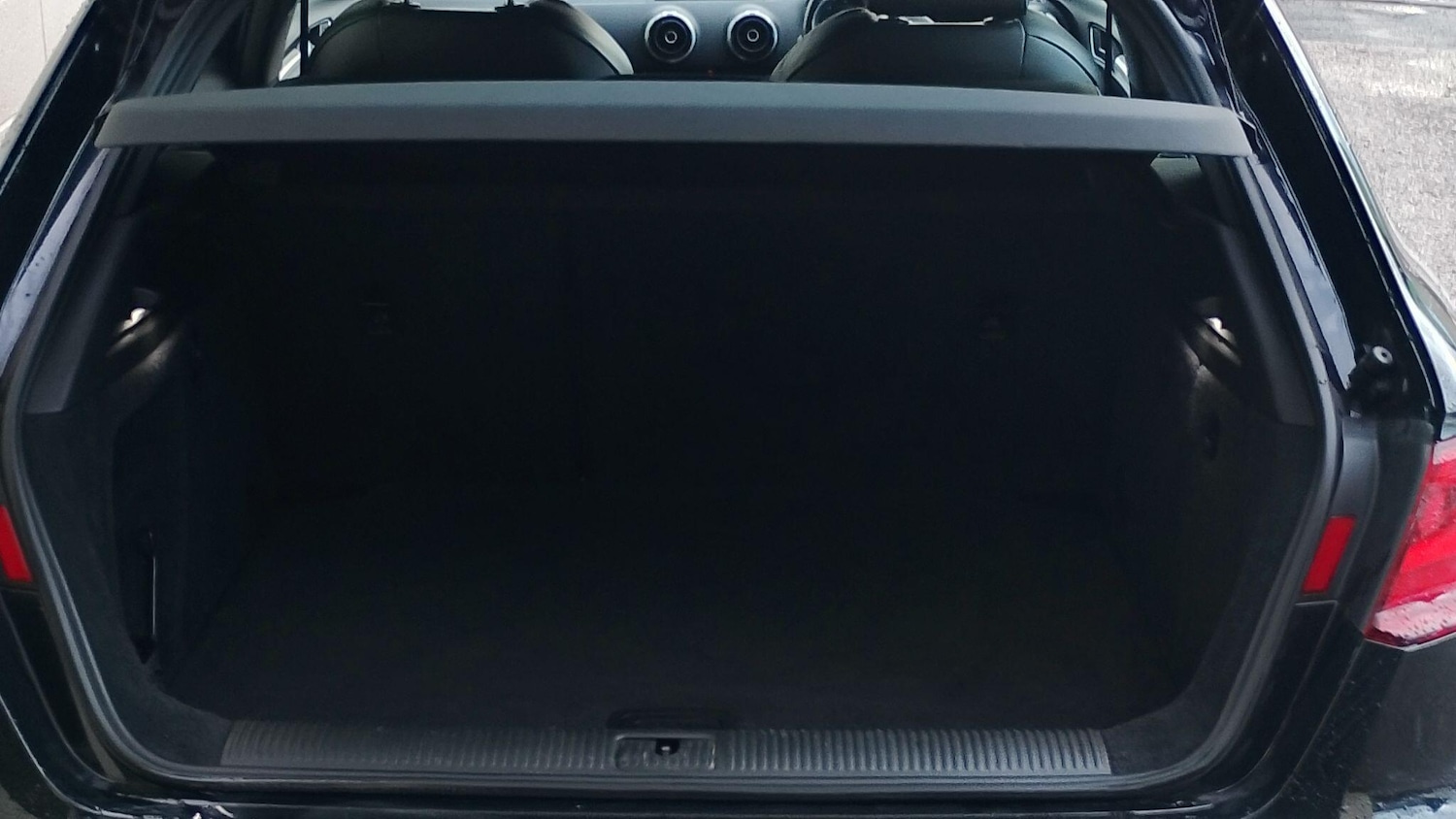 Used Audi A3 2014 for sale - 76753333: Photo 10