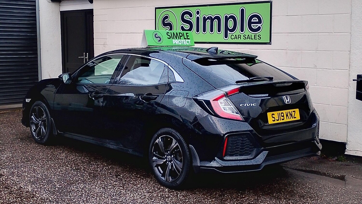 Used Honda Civic 2019 for sale - 76612975: Photo 4