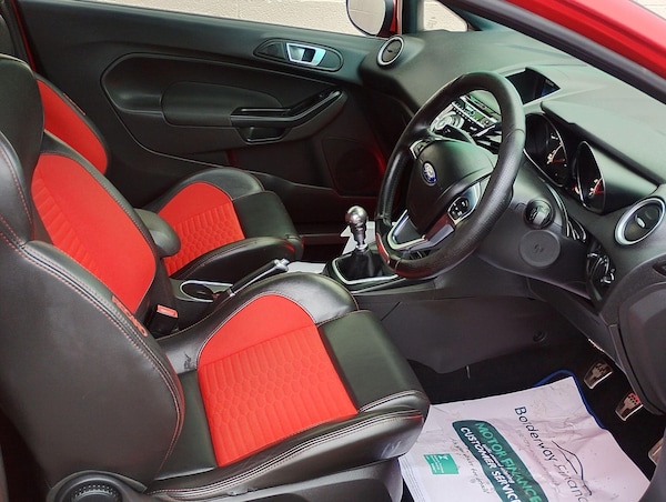 Used Ford Fiesta 2014 for sale - 76201046: Photo 8