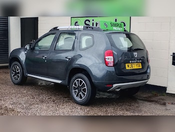 Used Dacia Duster 2017 for sale - 76592716: Photo