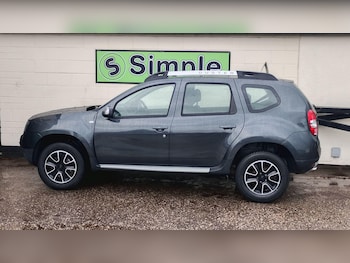 Used Dacia Duster 2017 for sale - 76592716: Photo