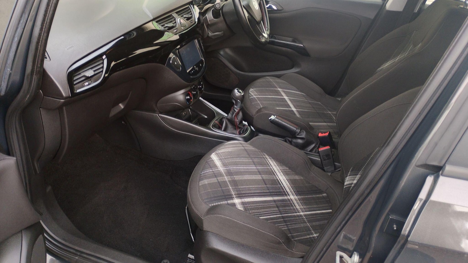 Used Vauxhall Corsa 2015 for sale - 76371578: Photo 9