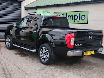 Used Nissan Navara 2017 for sale - 75520359: Photo