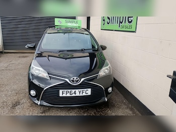 Used Toyota Yaris 2015 for sale - 78006933: Photo